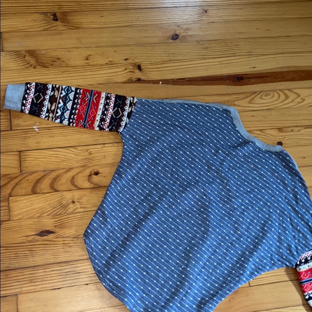 Aztec Print Shirt - Picture 2 of 2